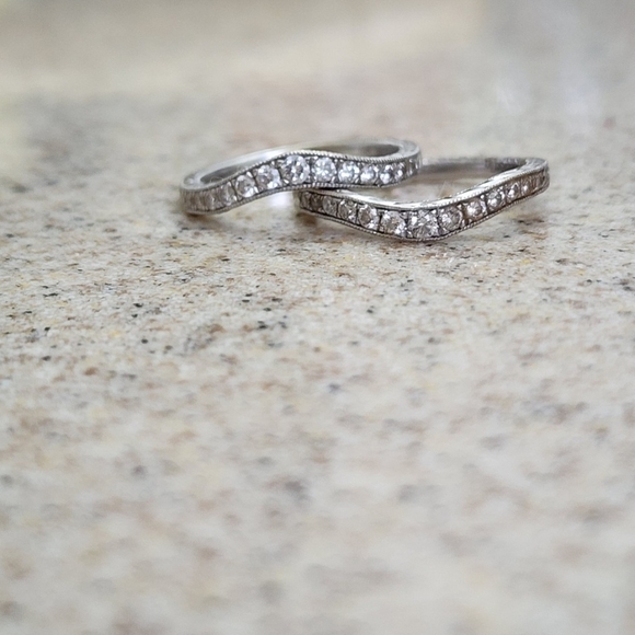 Gabriel & Co. Jewelry - Gabriel & CO. 14kt White Gold Wedding Band Set.